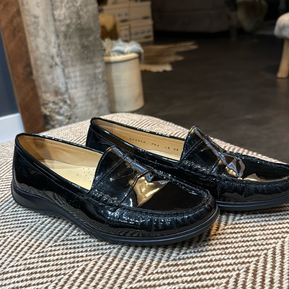 Cole Haan Nike Collab. Patent leather penny loafers/driving shoe.